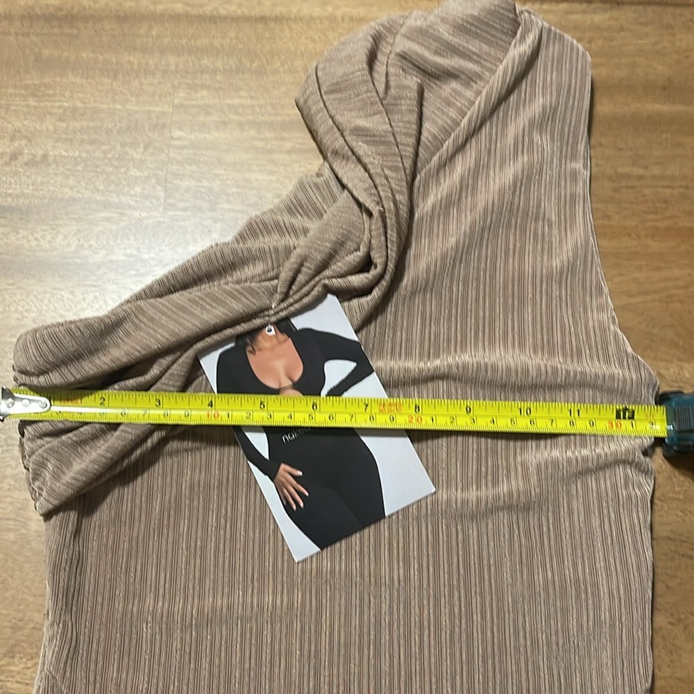 Naked wardrobe Tan one shoulder dress - Picture 6 of 7